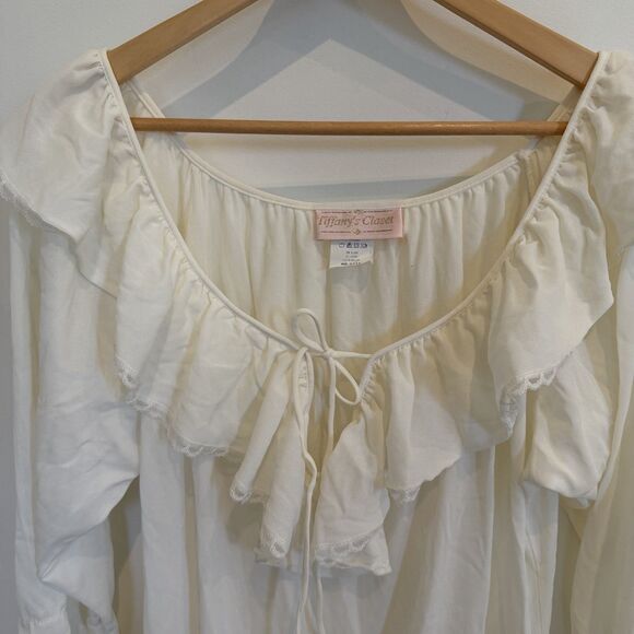Vintage Tiffany's Closet Nightgown Women’s OSFA XL Cream Flounce Ruffle Pirate - Picture 2 of 12